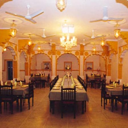 V Resorts Jhalamand Garh Jodhpur Jodhpur  Buitenkant foto